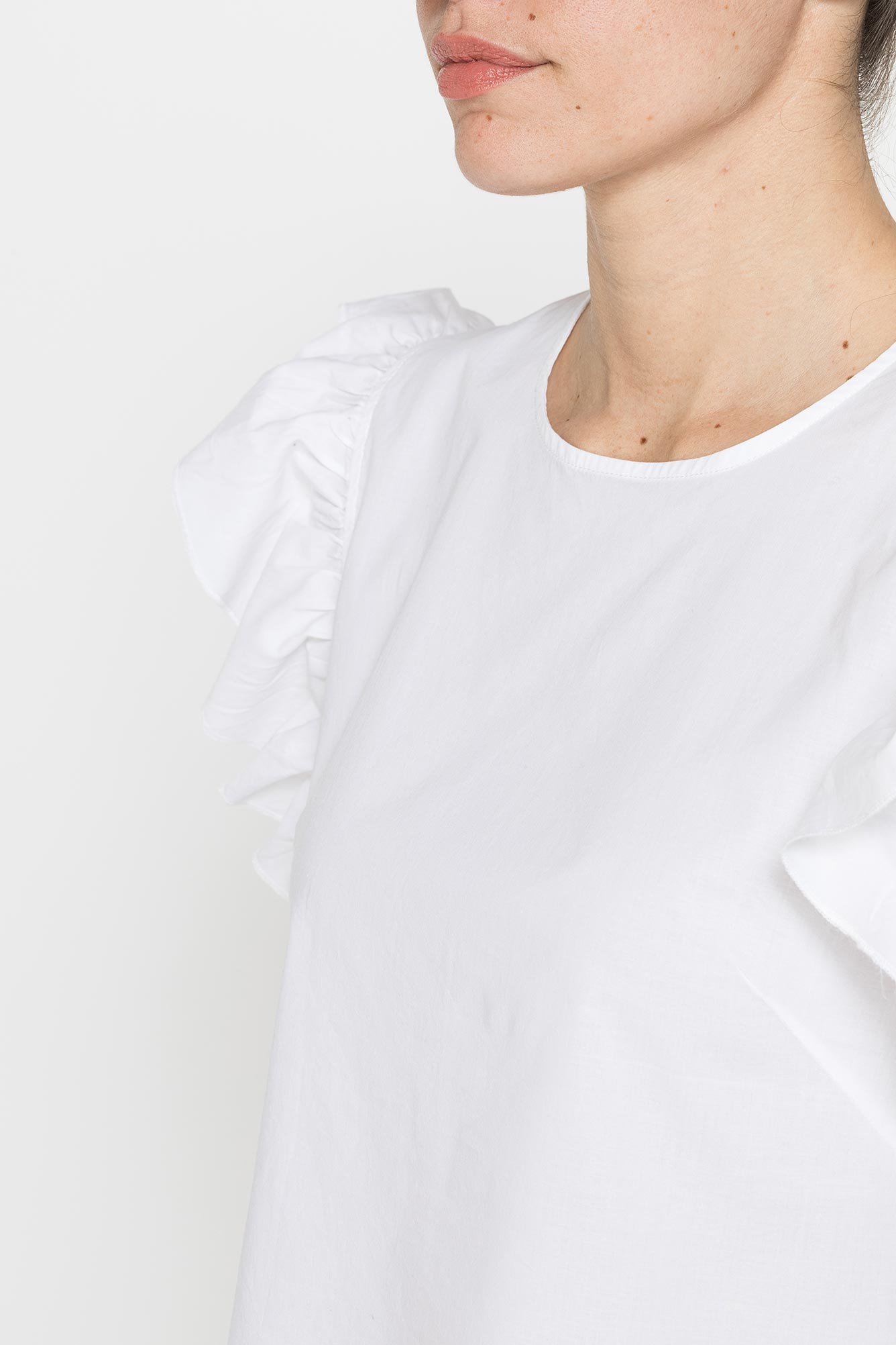 blusa con maniche arricciate in cotone