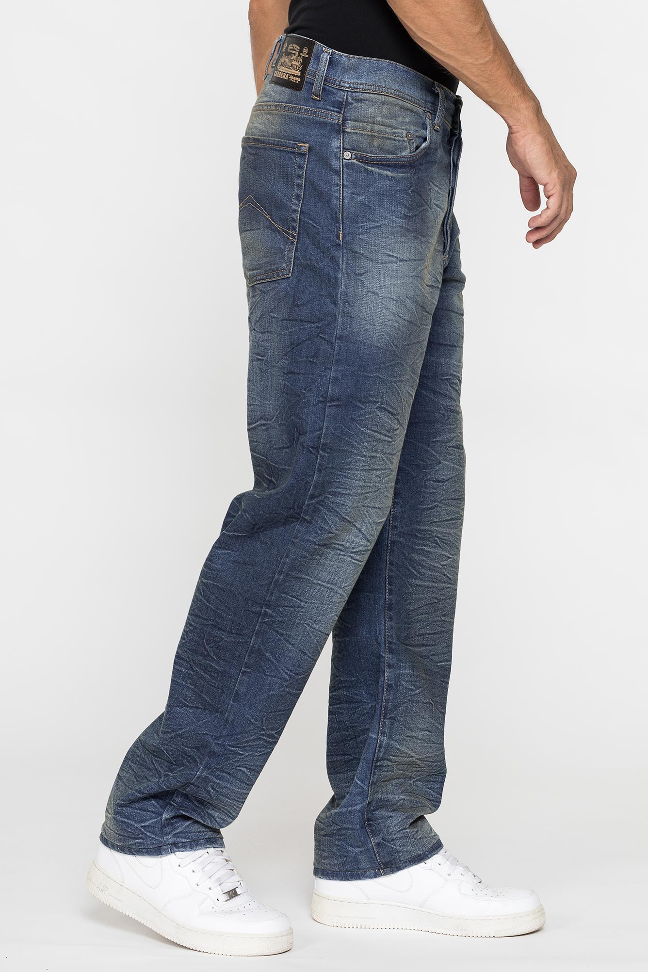jeans uomo mod. 702 straight fit in denim stretch da 12,5 oz. jeans uomo mod. 702 straight fit in denim stretch da 12,5 oz.