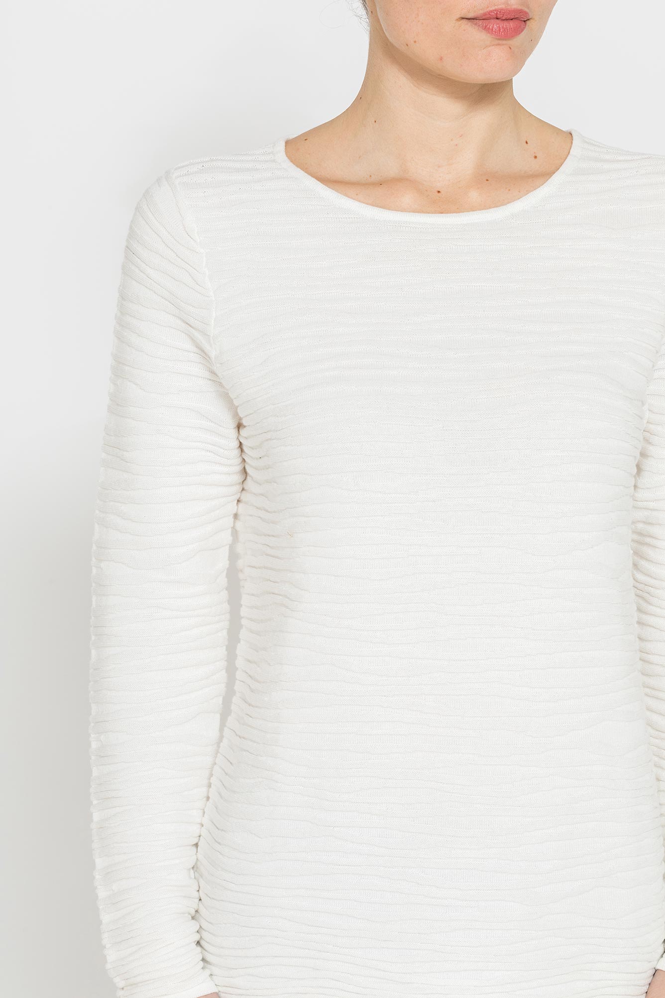 maglia con scollo a barchetta