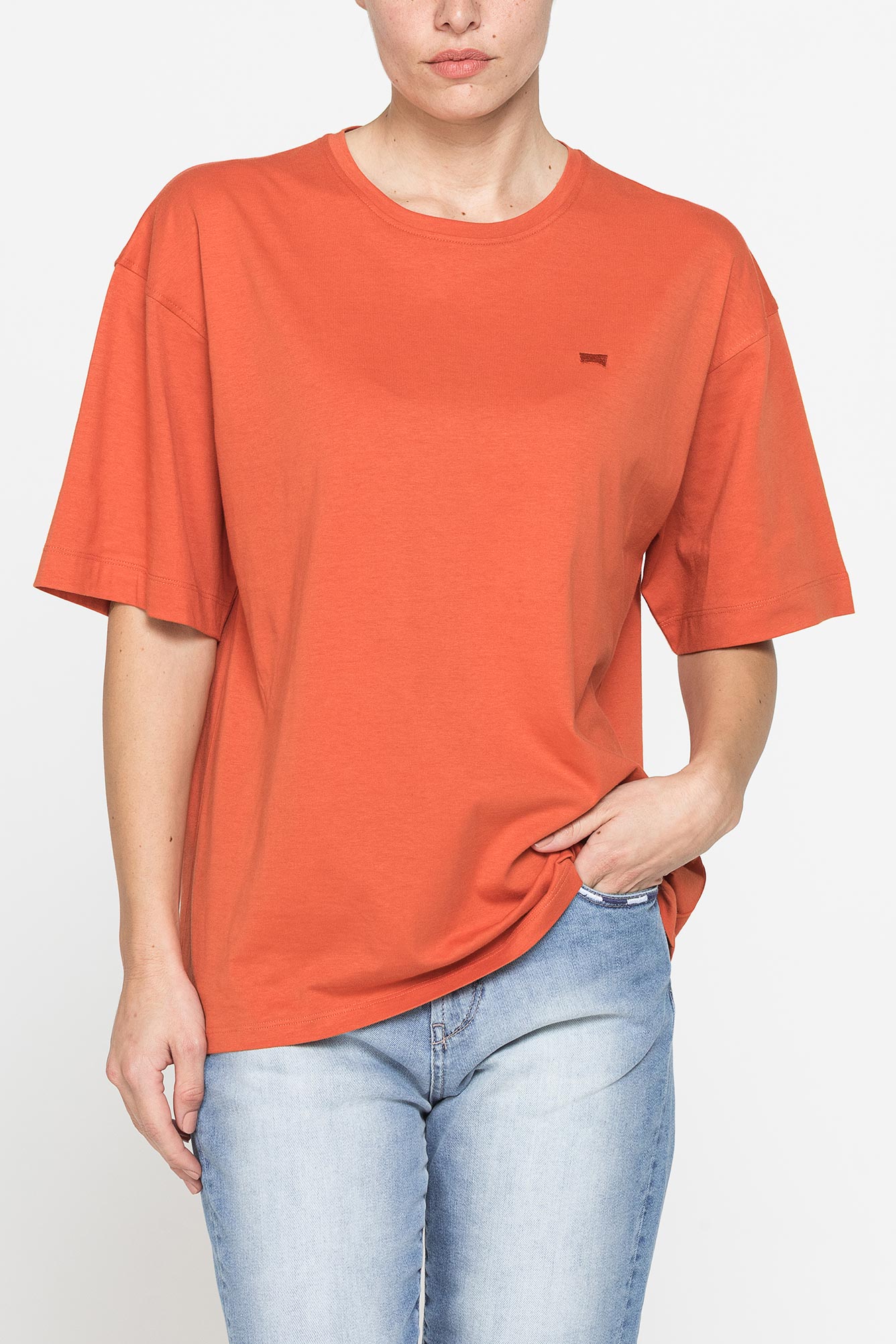 t shirt oversize modello boyfriend