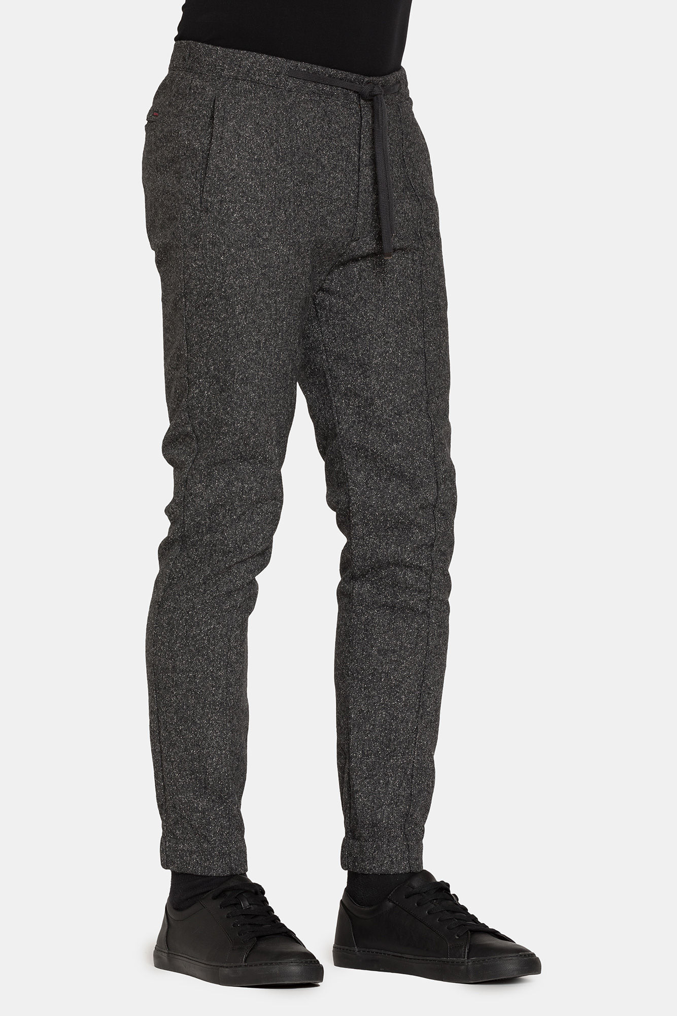 pantalone mod. 639 vita regolare con laccio e fondo stretto con elastico